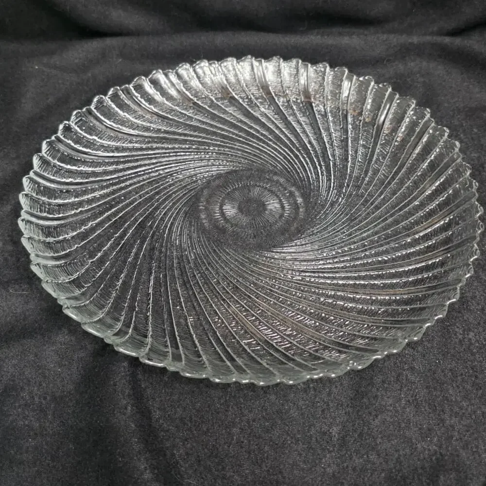 Vintage Arcoroc France Seabreeze 10” Clear Glass Spiral Swirl Dinner Plate